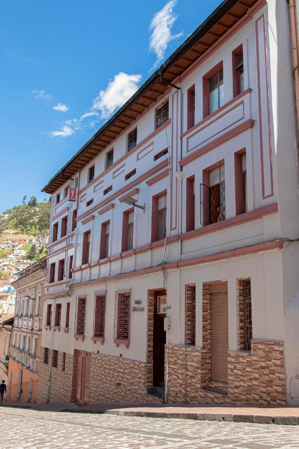 Hostal Carlos Luis Quito Luaran gambar
