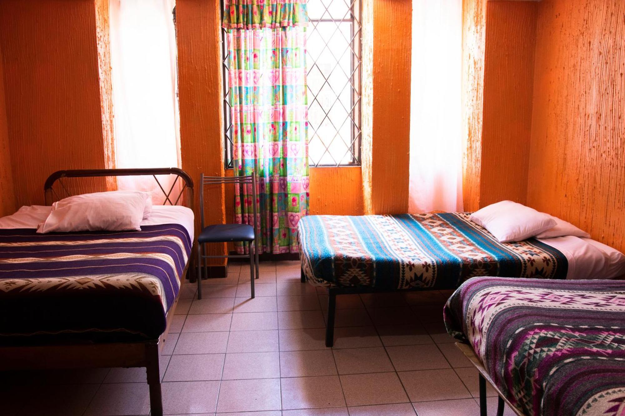 Hostal Carlos Luis Quito Luaran gambar