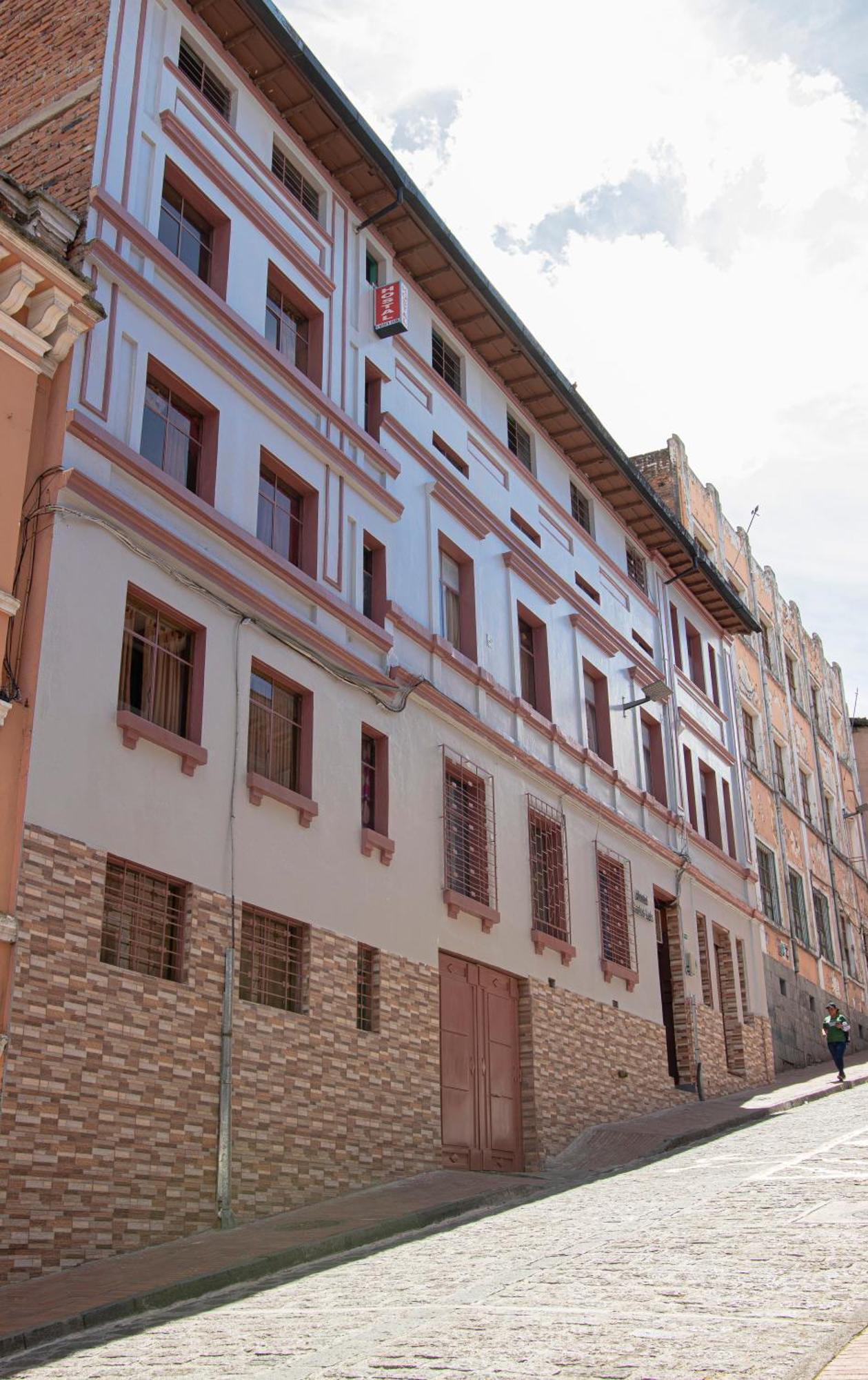 Hostal Carlos Luis Quito Luaran gambar